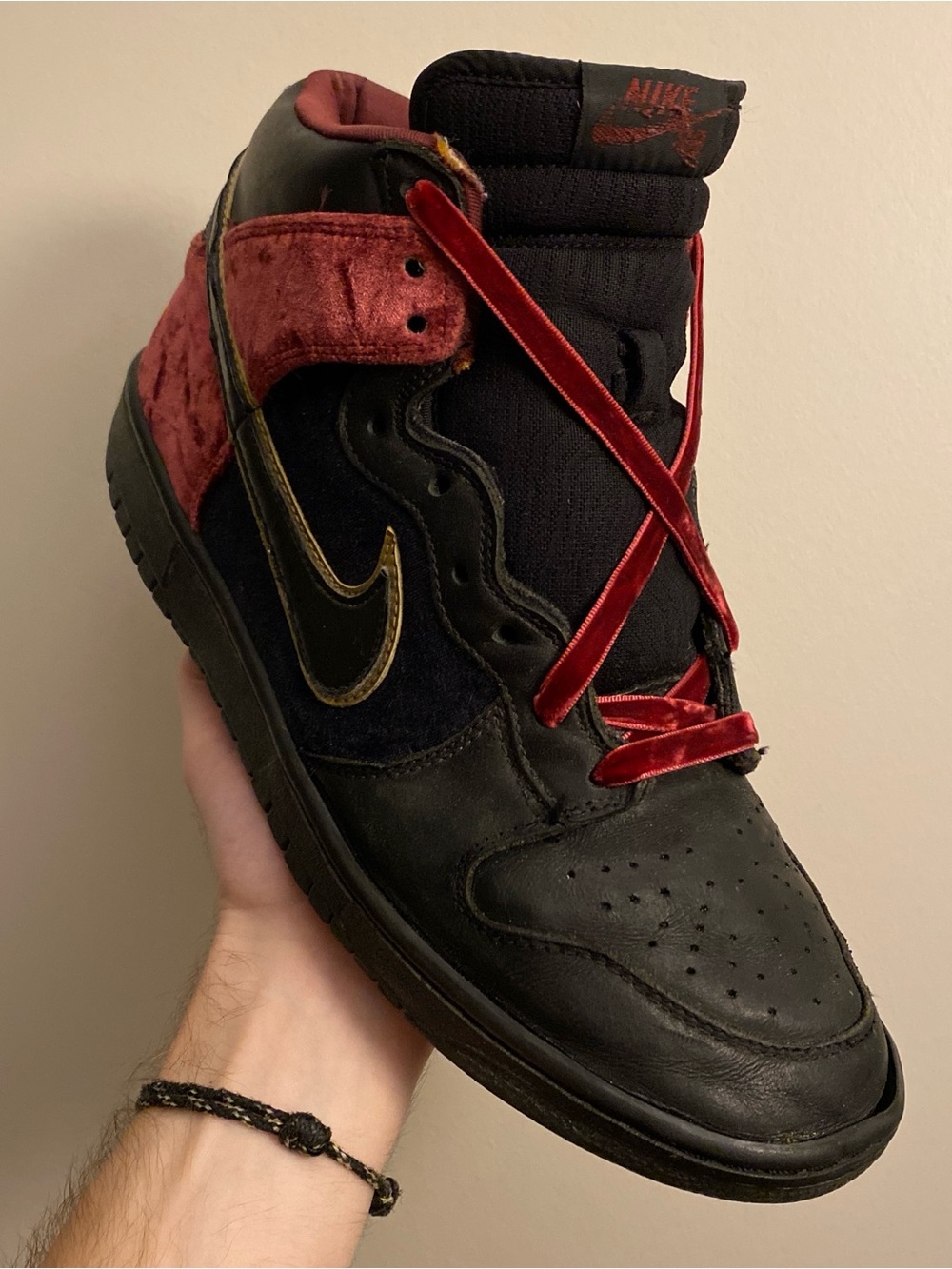 Nike SB Bloody Sunday